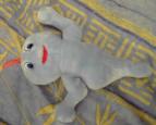 petit fantôme gris type Casper