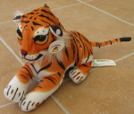 peluche d'un tigre orange